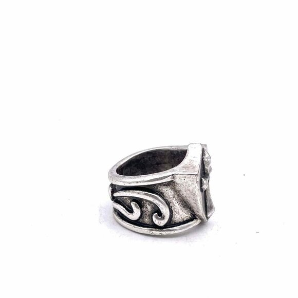 Stigma Oxidized Cross Shield Ring Silver Tone Size 9 - Picture 5 of 6